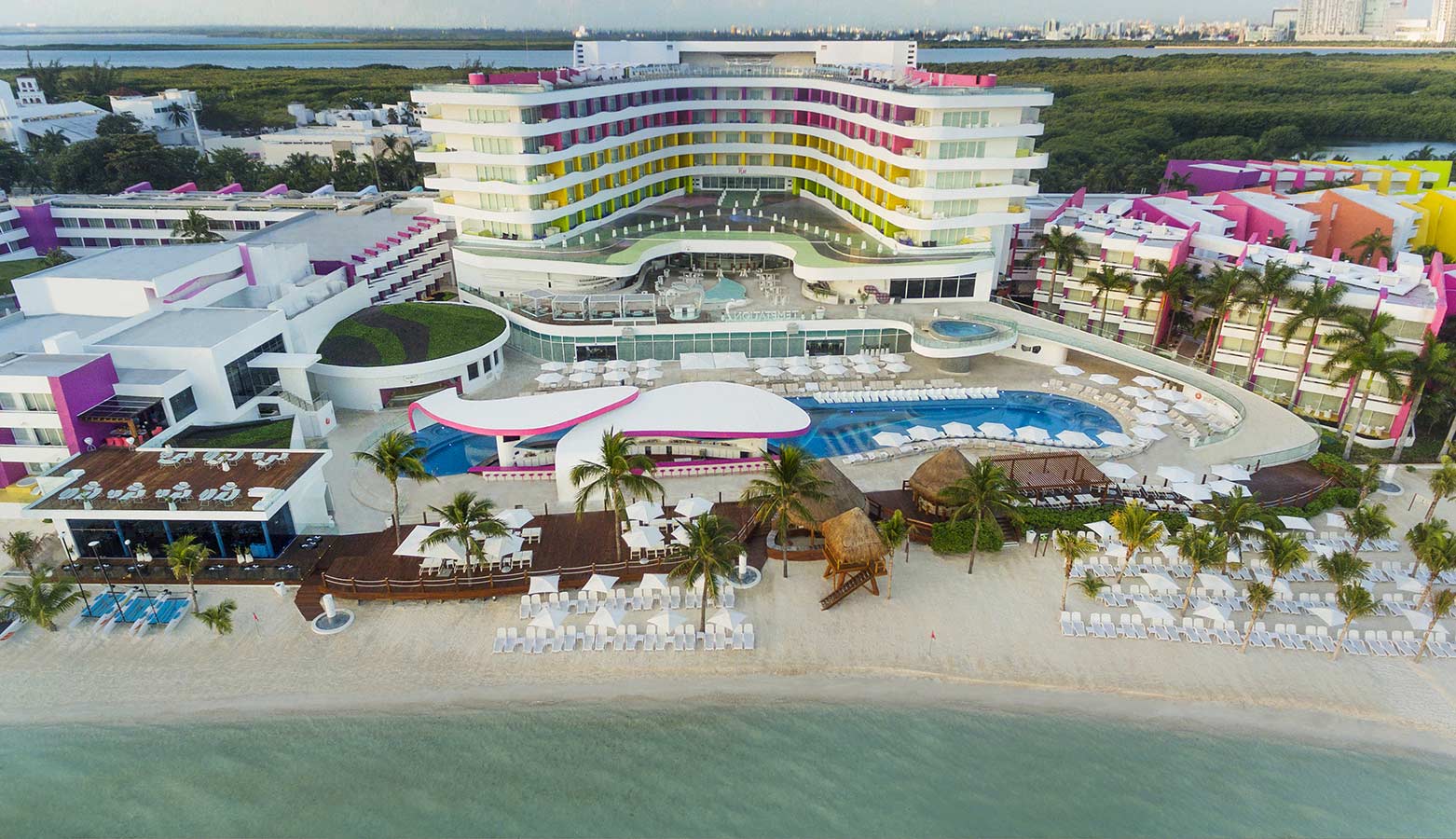 Cancun Temptations Hotel: A Paradise of Indulgence and Enchanting